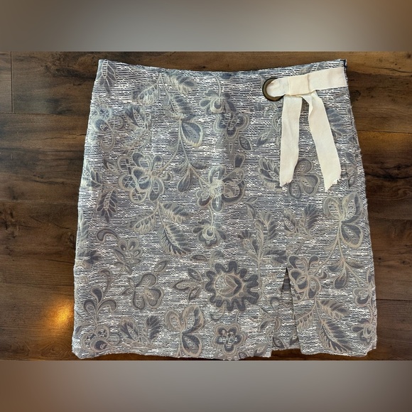 Maeve by Anthropologie Floral Jacquard Mini Skirt – 12 – Metallic Grey – Holiday - Picture 4 of 10